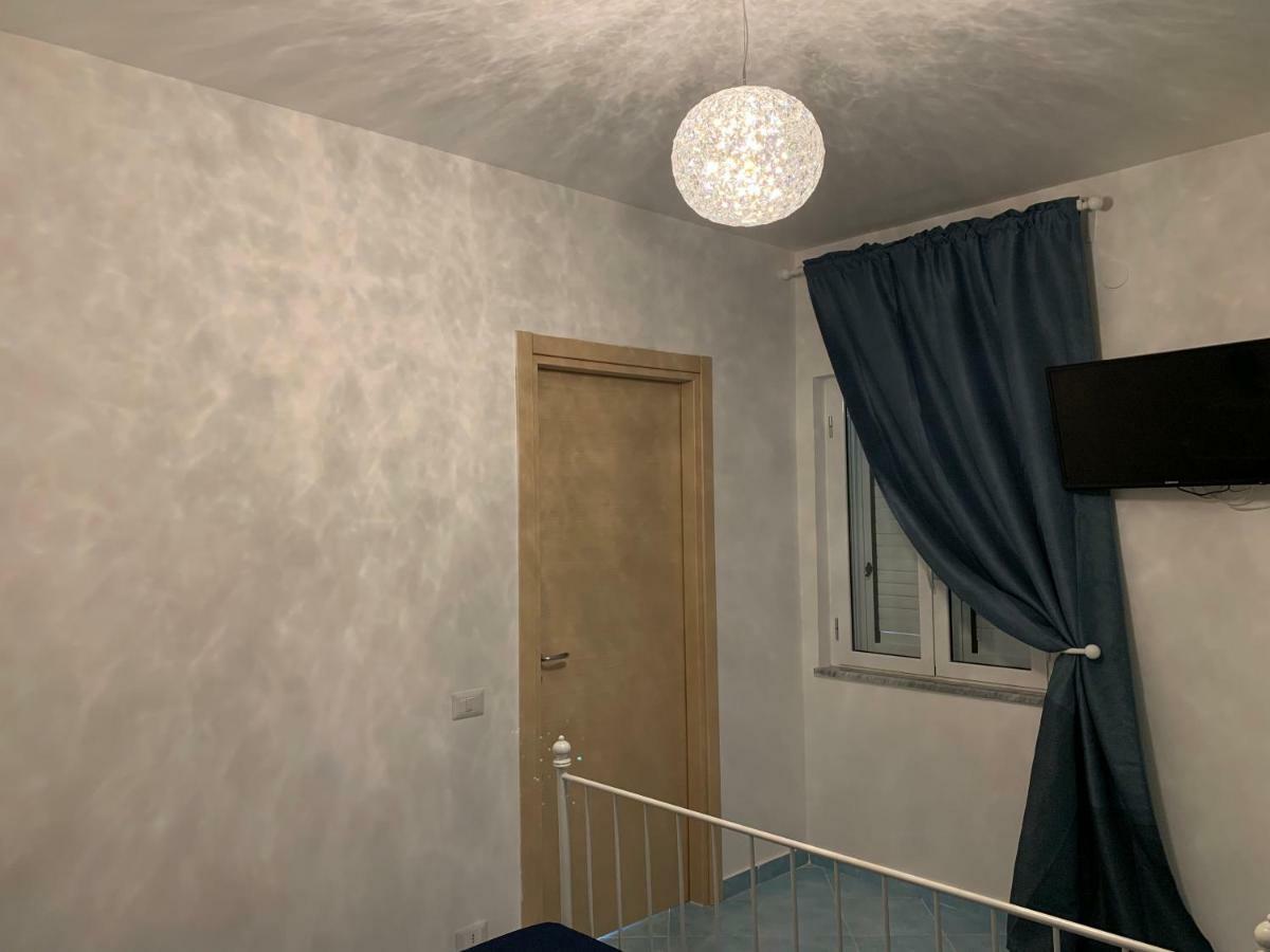 Residence Serrone 圣塔·马里亚·迪·卡斯特 外观 照片